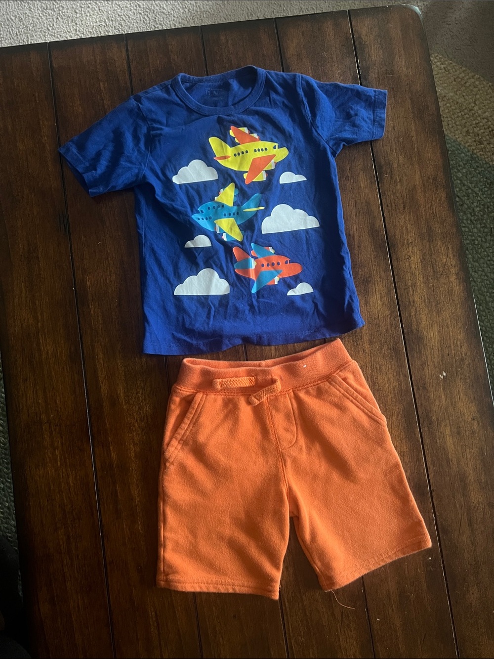 🎉🎉 5 for $20🎉🎉 Blue Airplane Graphic Tee & Orange Shorts Set